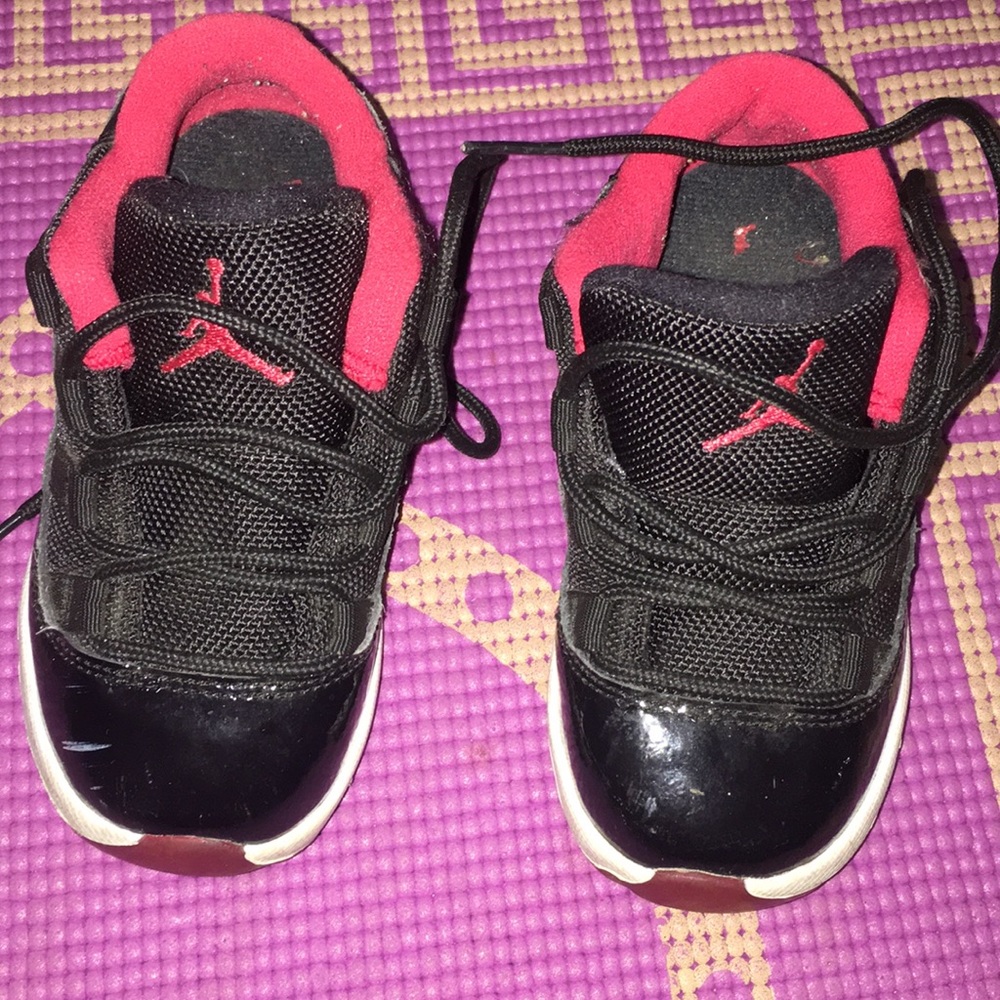 Kids Jordan’s size 8c
